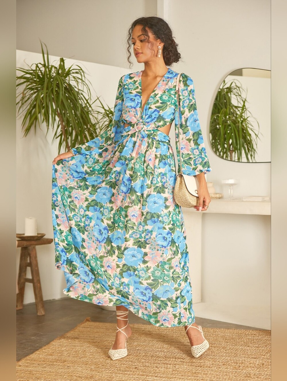 Lush Floral Blue Cutout Open Back Maxi Dress XS